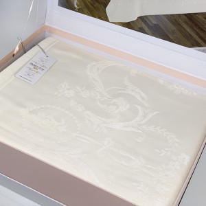 Покрывало MAISON DOR LOLA YATAK KREM (260x260) Покрывало MAISON DOR LOLA YATAK KREM (260x260)